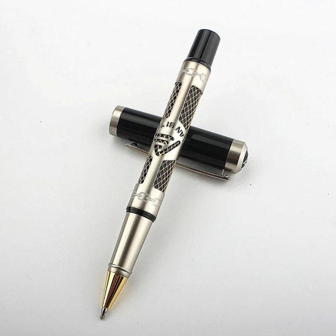  Caneta Rollerball de Metal: Escreva com elegância e precisão! Ideal para escritório ou escola, apresenta tinta gel de alta qualidade, ponto de 0,5 mm para detalhes finos, e um design durável e estiloso. Descubra o prazer de escrever com sofisticação.